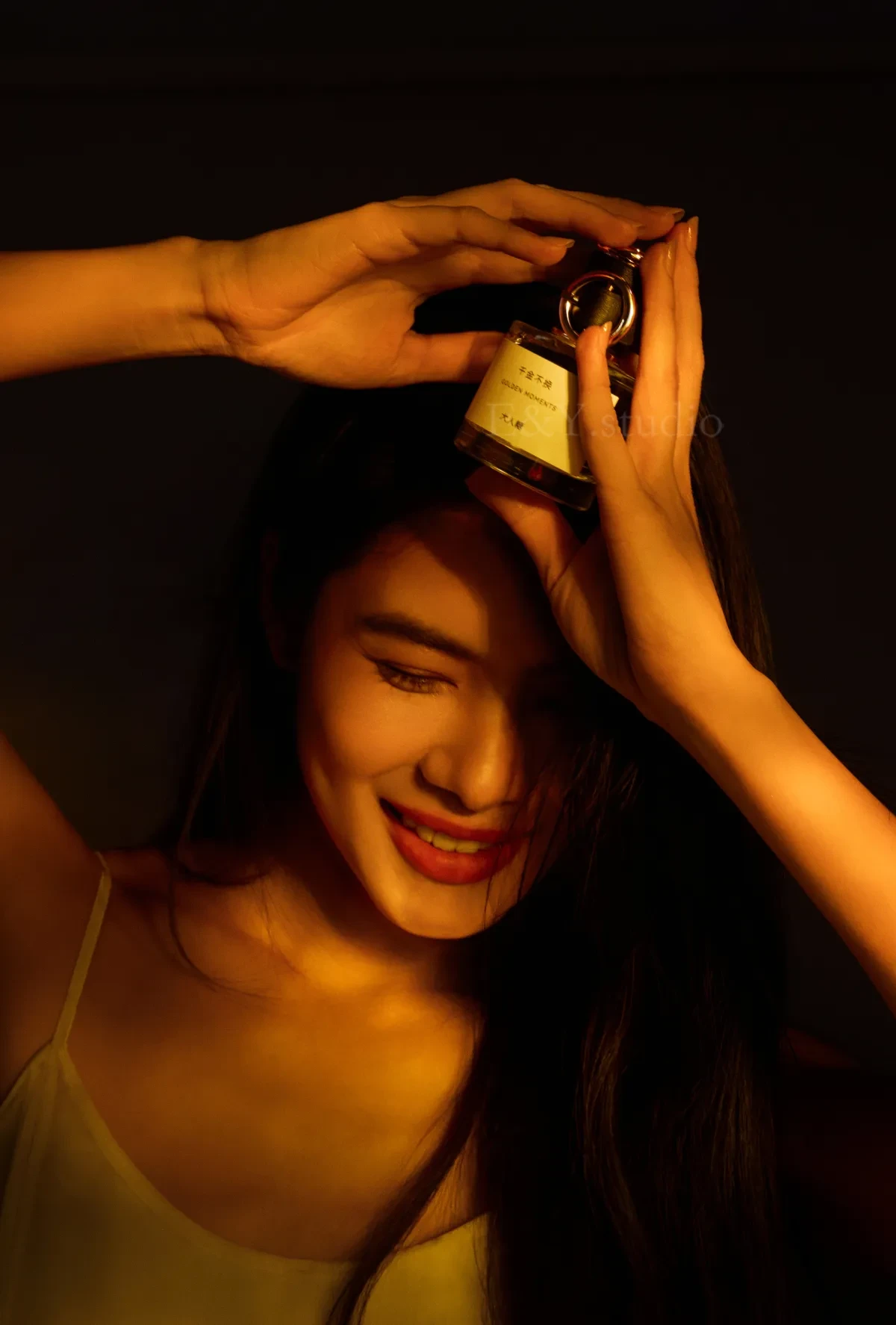 案例优选:大人糖 女生的快乐&香氛社媒美图拍摄|设计案例精选