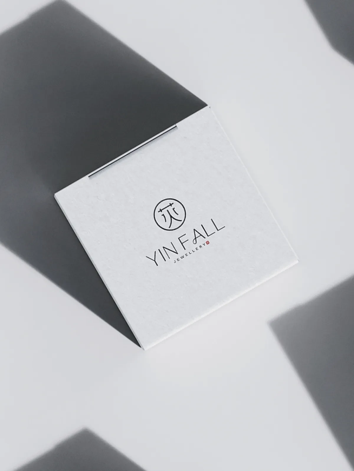 案例优选:“YIN FALL” 中式翡翠珠宝|设计案例精选