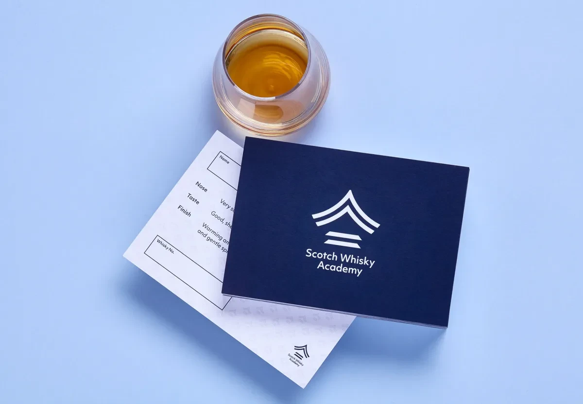 案例优选：苏格兰威士忌学院品牌VI视觉欣赏｜品牌VI·设计精选