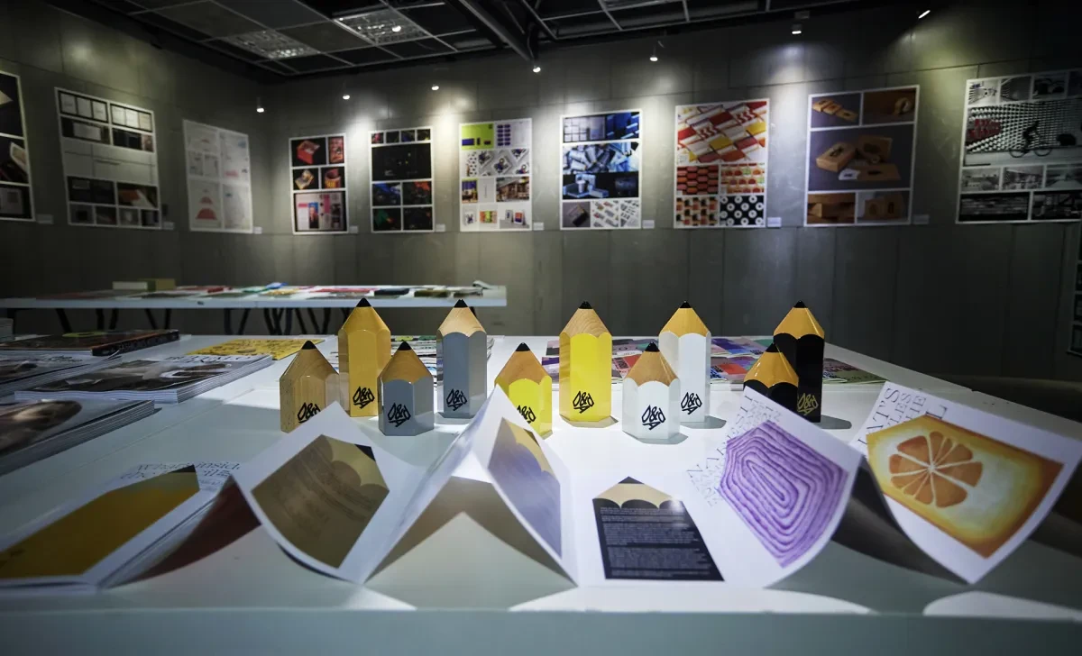 作品欣赏：台湾广告展览系列海报设计｜海报设计·设计精选